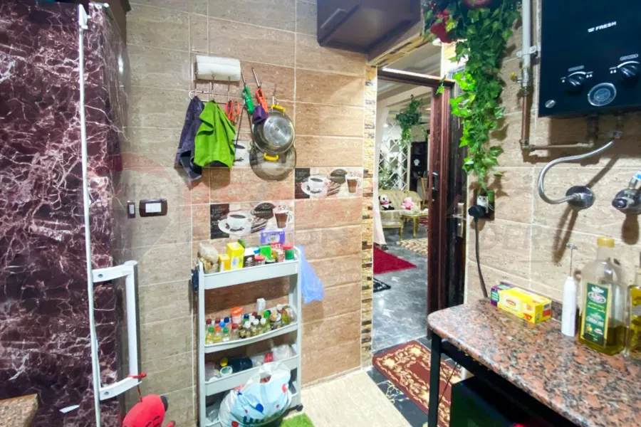 Apartment for sale 100 m Stanley (steps from the sea)