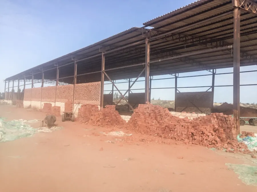 Bricks Factory For Sale 42,000m Elnatron Valley (Elhamra District )