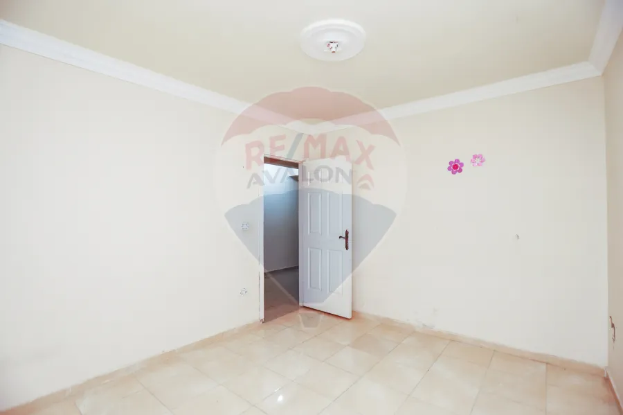 شقة للبيع 105 م فلمنج (ش مصطفي كامل)