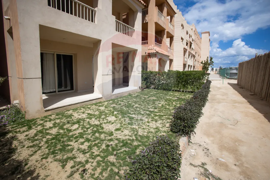 Ground chalet + Garden for sale North Coast (Sidi Abdel Rahman - Agora Village)