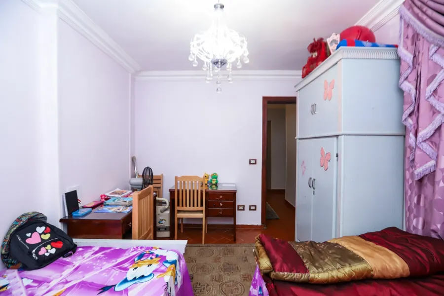 شقة للبيع 150م سيدي بشر (بجوار صيدلية الطيبي)