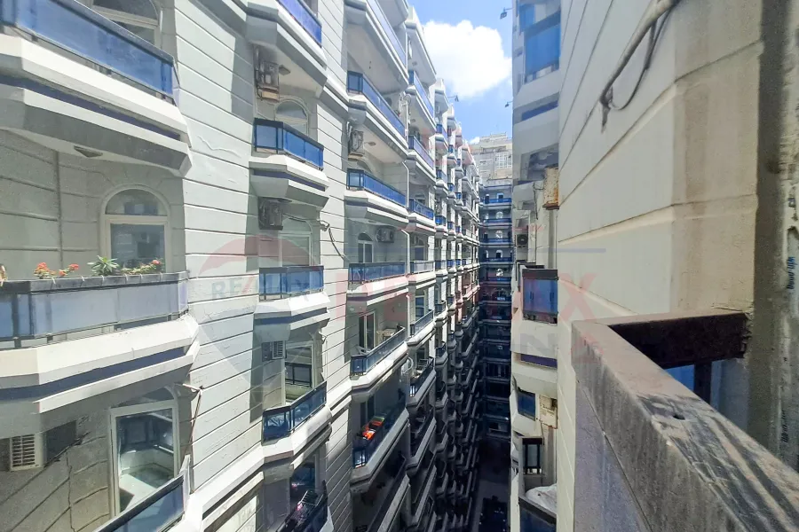 Apartment For Sale 220 m Cleopatra (Directly on the sea- brand building)