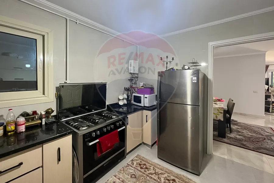 Apartment for sale 219 m Kafr Abdo (Sakina Bint Al Hussein St.)