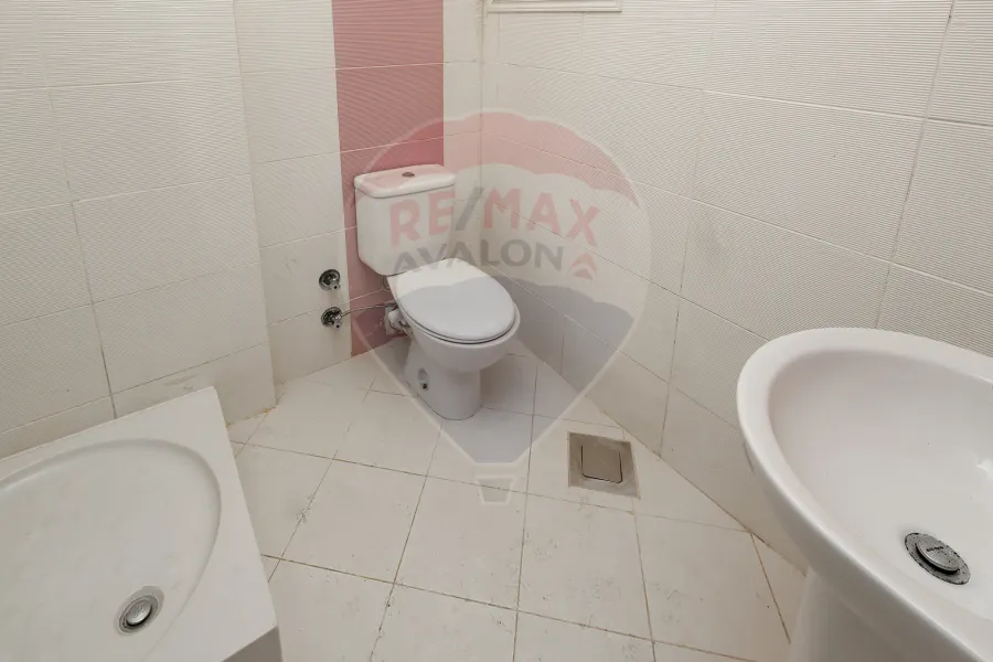 Apartment for sale 193 m Louran (directly on the tram - Brand Building)