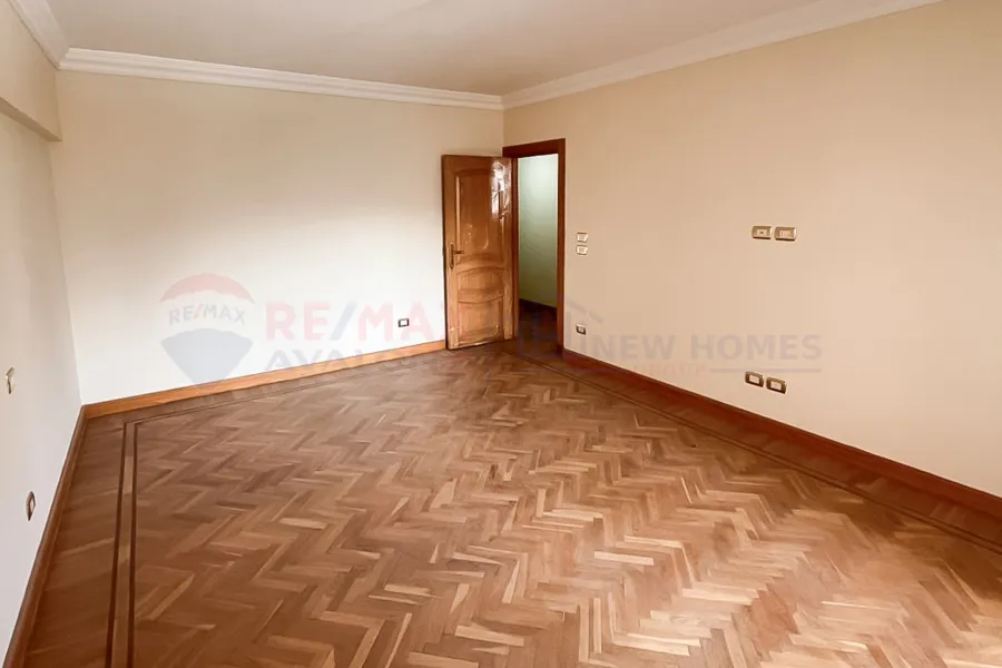 Apartment for sale 230 m Gleem (Abu Qir st.)