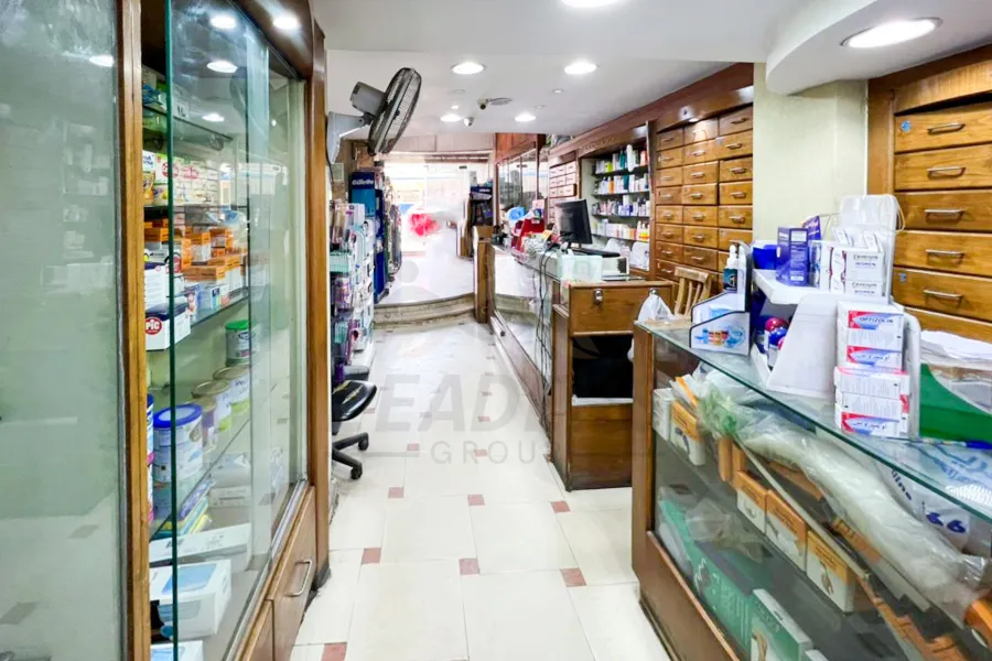 صيدلية للبيع 67 م زيزينيا (ش عبد السلام عارف)