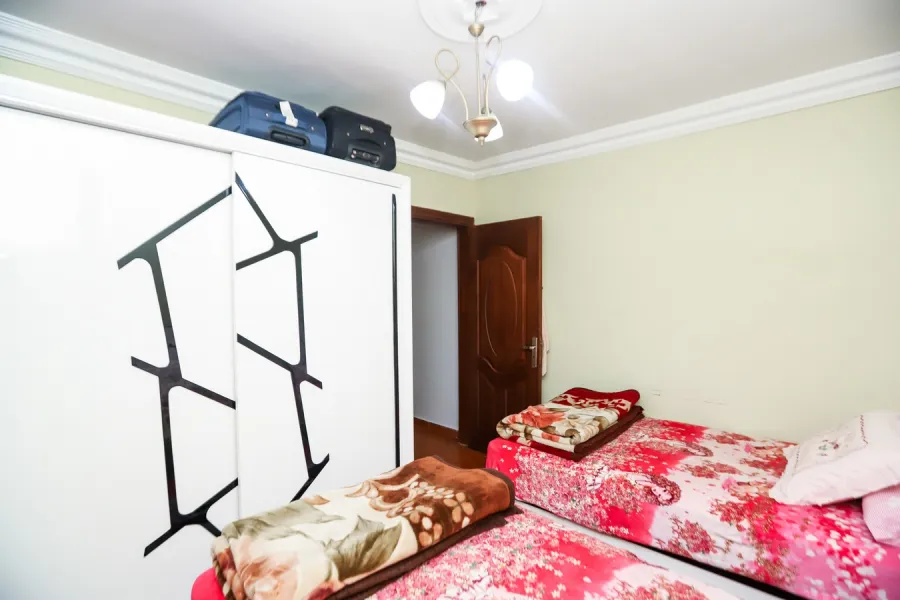 شقة للبيع 150م سيدي بشر (بجوار صيدلية الطيبي)