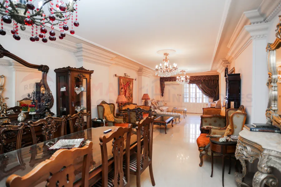 شقة للبيع 215 م كفر عبده (ش ابراهيم راجي)