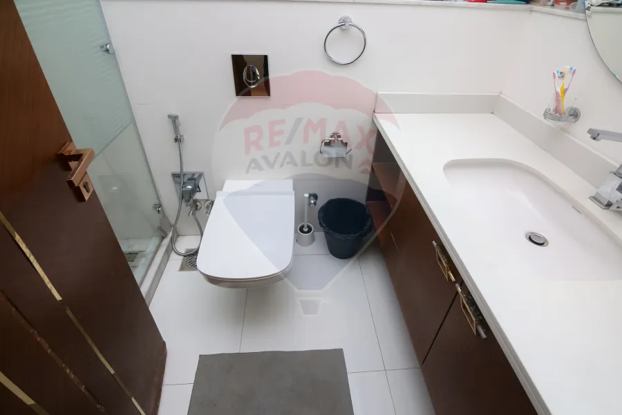 Apartment for sale 225 m Laurent (Al-Eqbal St.)