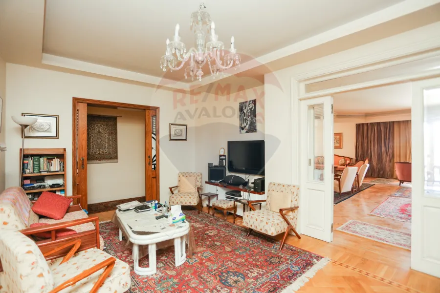 Apartment for sale 400 m Kafr Abdo (steps from al lemby garden)