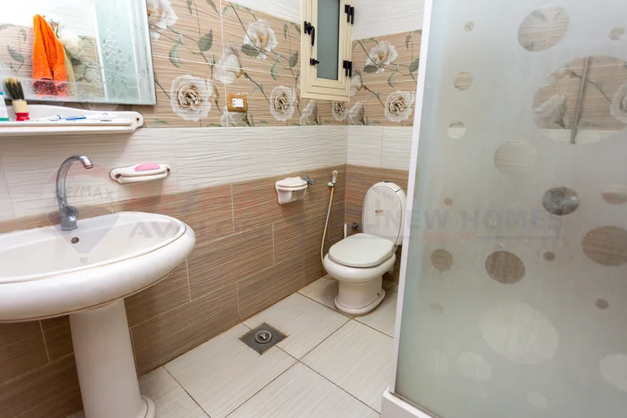 شقة للبيع 167 م سان ستيفانو (خطوات من البحر وبجوار الفورسيزون)