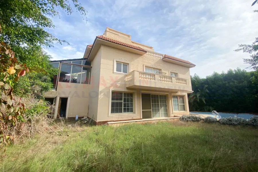 Villa for sale 874 m King Mariout (Al-Arouba compound)