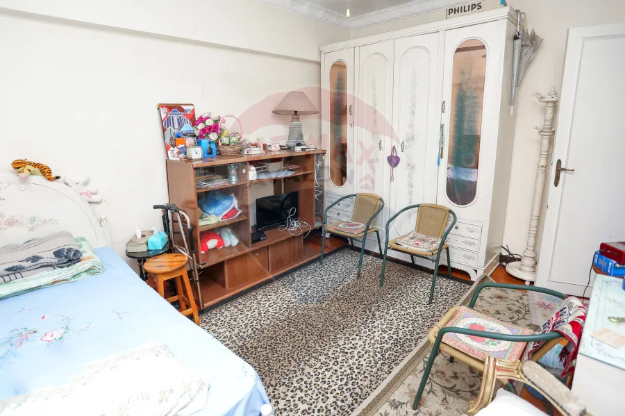 شقة للبيع 135م الإبراهيمية (خطوات من البحر)