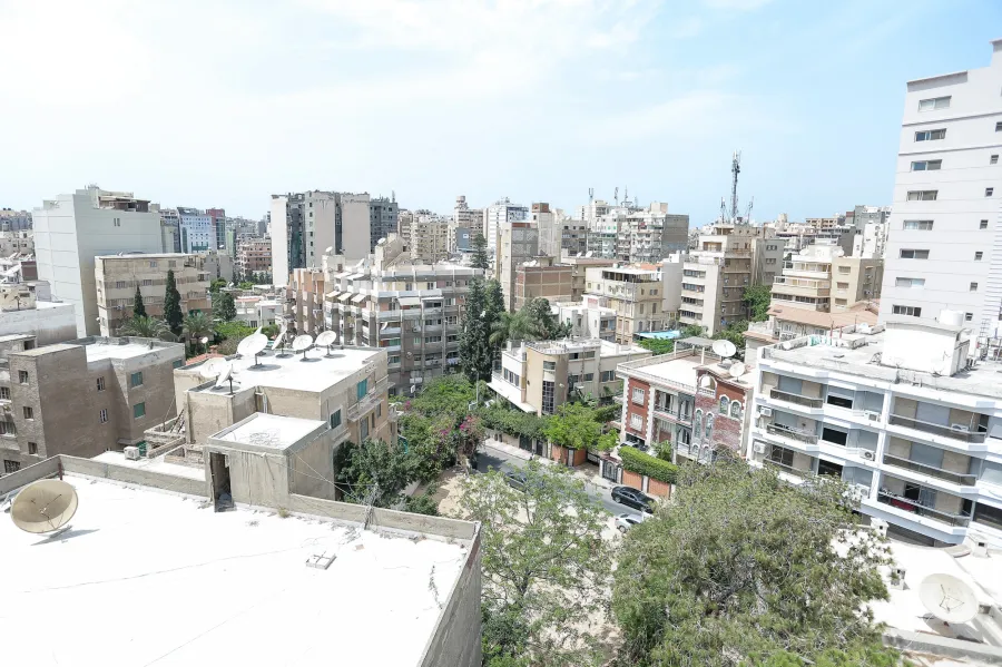 شقة للايجار 200 م كفر عبده (خطوات من حديقة اللمبي)