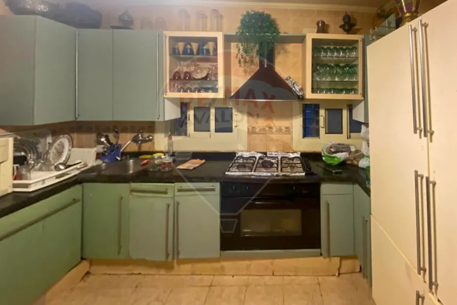 قصر للبيع (مارينا 5 - لسان الوزراء) 1,500 م