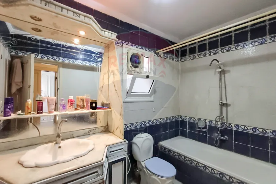 شقة للبيع 186 م بحري (فيو بحر مباشرة)