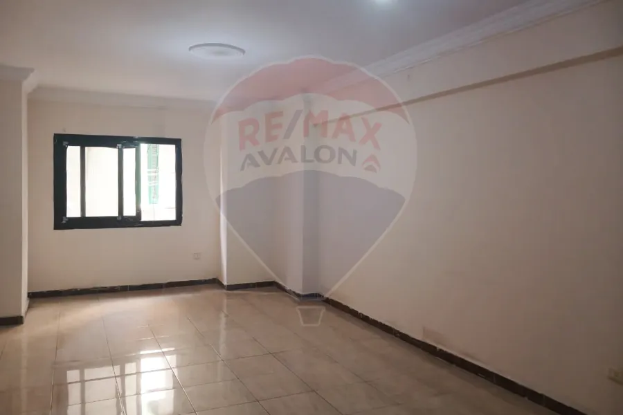 شقة للبيع 135 م كيلوباترا (تاني نمرة من البحر)