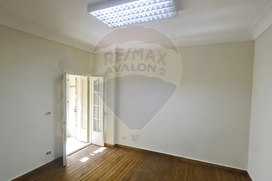 شقة للبيع 195 م سابا باشا (خطوات من ش ابو قير والترام)