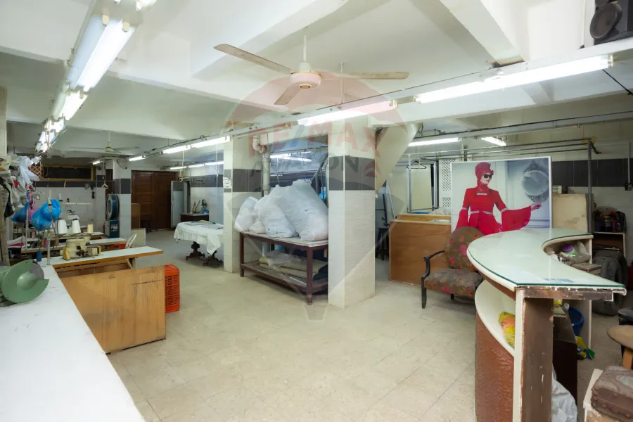 مقر إداري للبيع 600 م ميامي (متفرع من ش اسكندر ابراهيم)