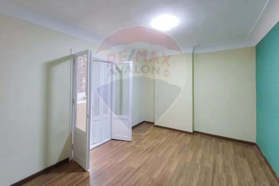 Apartment for sale 120 m Sidi Bishr (Gamal Abdel Naser main st.)