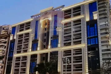 شقة للبيع 290 م سموحة (كريستال تاورز)