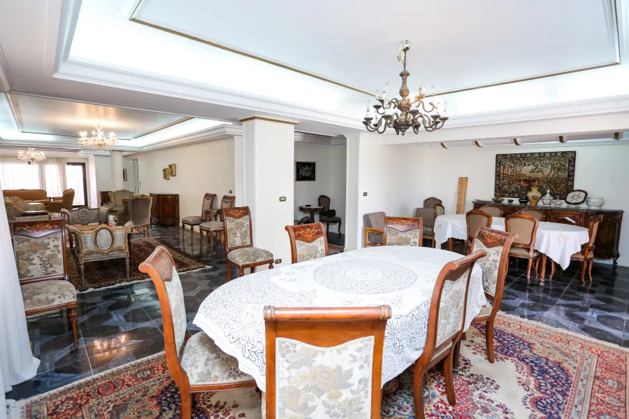 Apartment For Sale 550 m Louran (Steps from the sea)