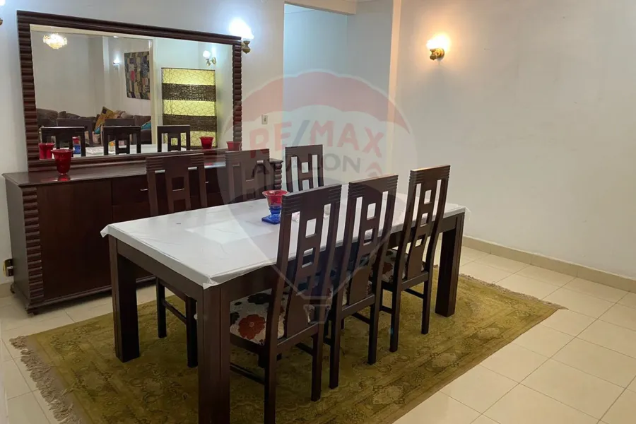 Apartment for sale 125 m net Saba Basha (Steps from the sea)