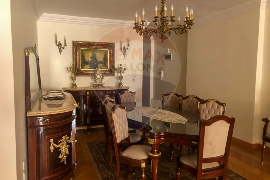 شقة للبيع 200 م سان أستيفانو ( خطوات من الفورسيزون )