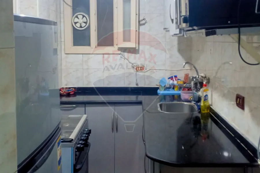 شقة للبيع 115 م فلمنج (ش النسفي - بجوار مدرسة الرمليه)