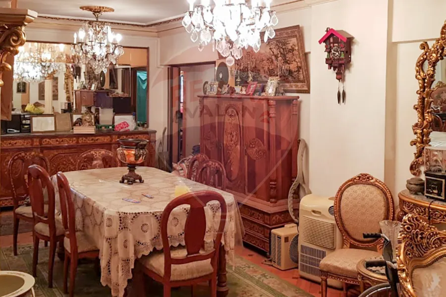 شقة للبيع 350 م جليم (ش مصطفي فهمي)