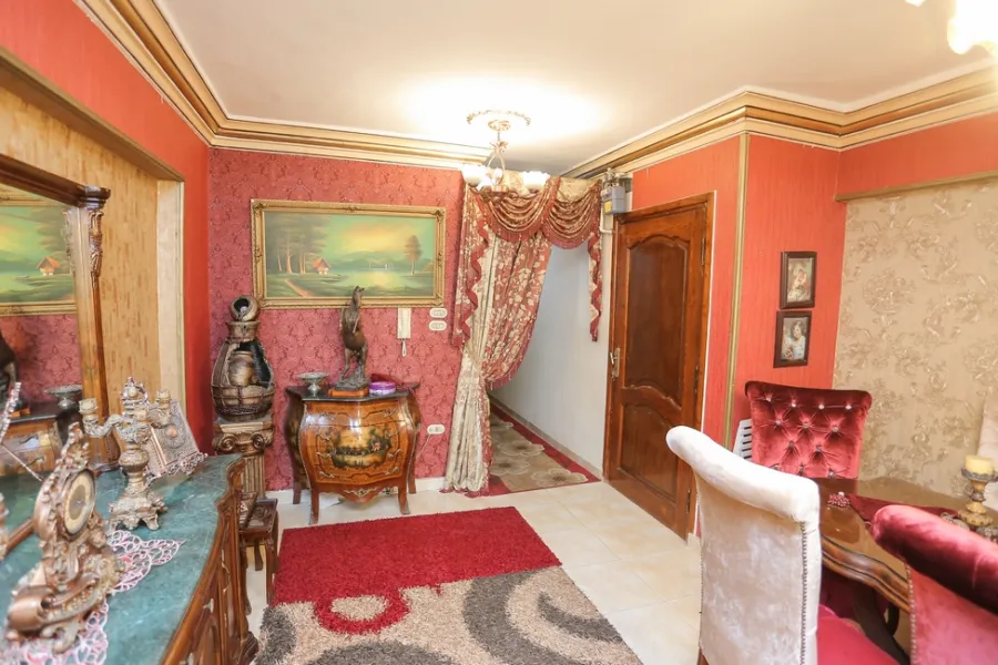 شقة للبيع 155م بسيدي بشر (ش خالد ابن الوليد)