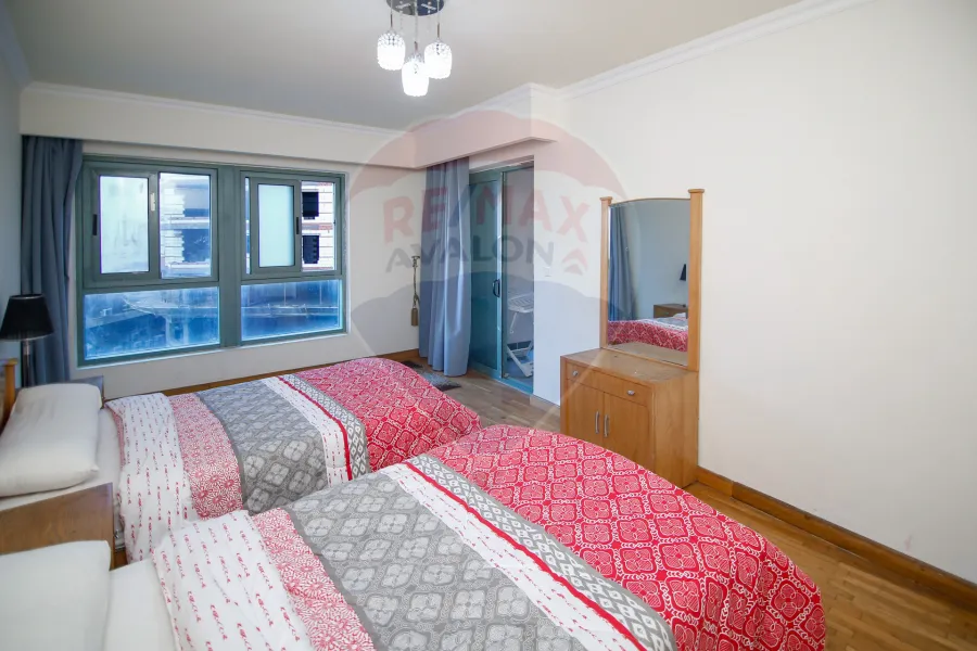 شقة للايجار اليومي 267 م سان ستيفانو (الفور سيزون )