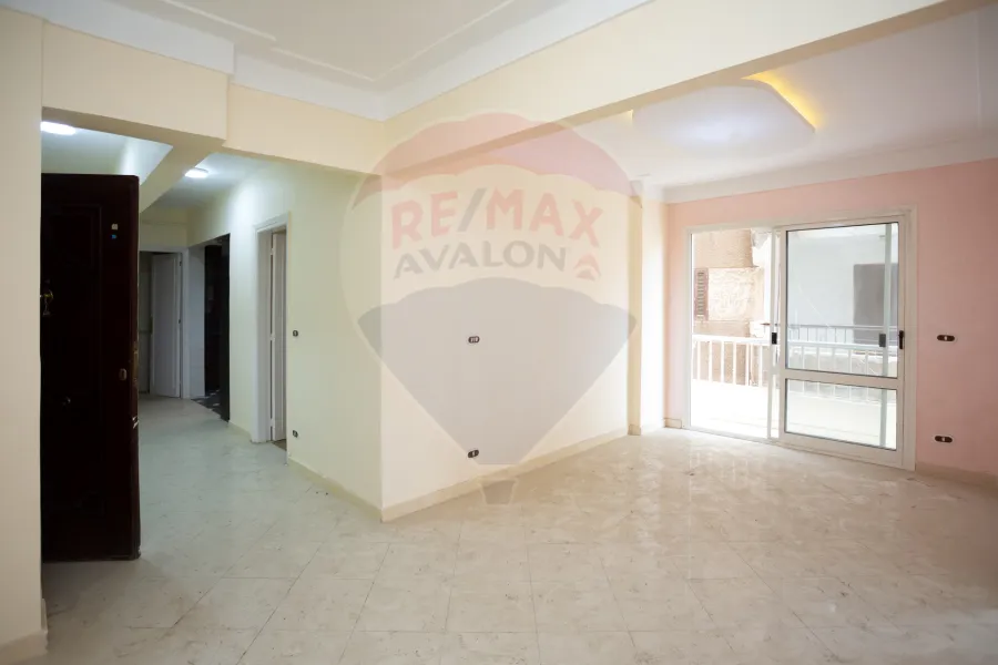 Apartment for sale 120 m El Mandra (Gamal Abd El Naser Main St.)