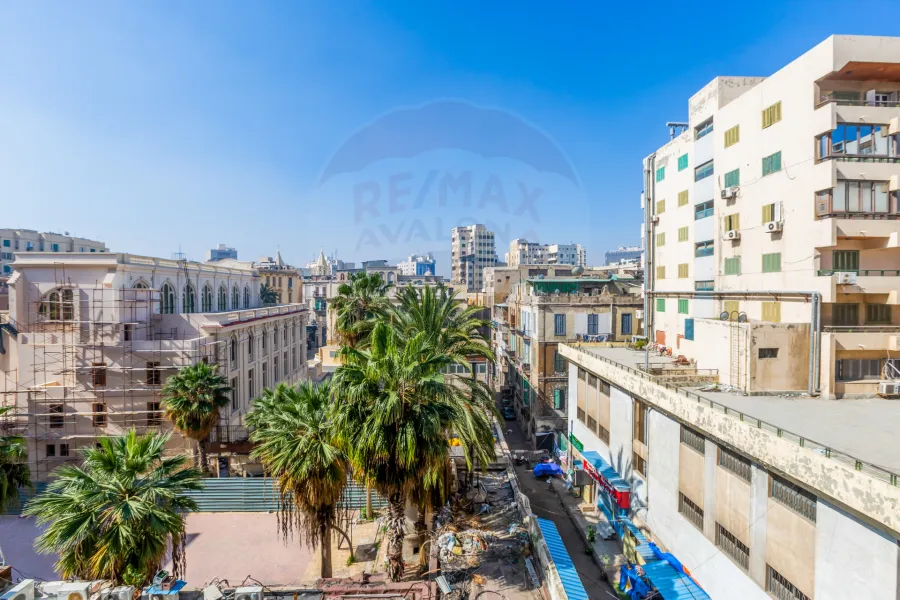 (شقة للبيع 130 م محطة الرمل ( برج الهندى - شارع شكور