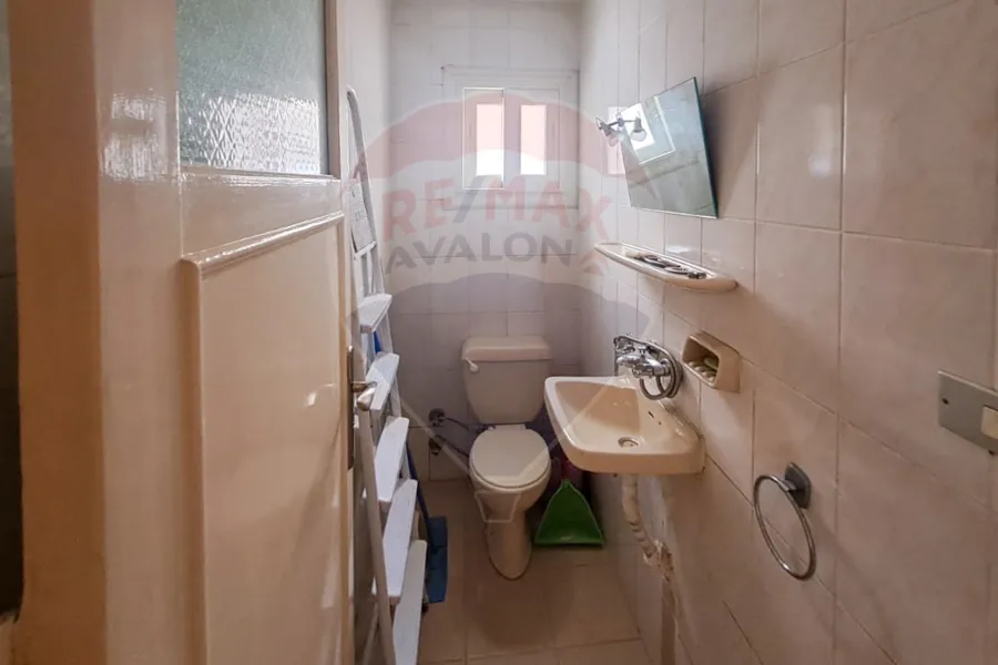 شقة للإيجار 145 م سموحة (ش فكتور عمانويل - اخر ش زهران)