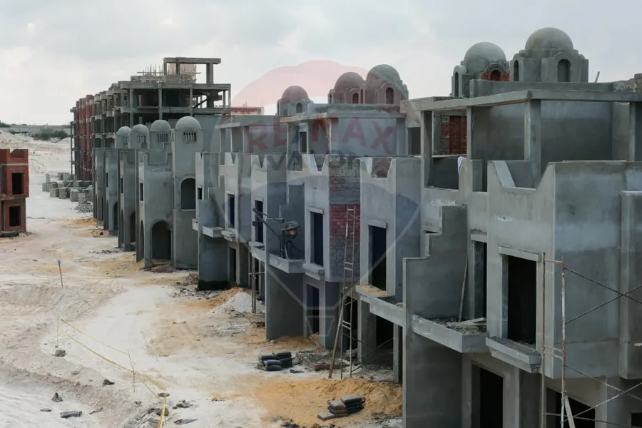 توين شاليه ريسيل أرضي بجاردن (مينا ايكو - كيلو 80 ) 120 م + 155 م  جاردن