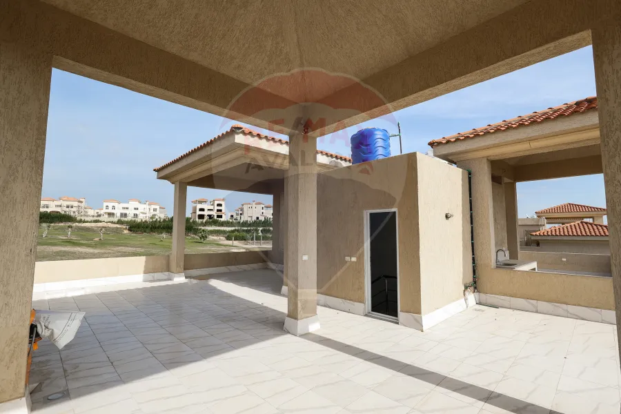 Twin House villa for sale King Mariout (Alex West - directly on the golf) 422m