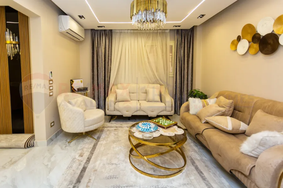 Apartment for sale 155 m Zezinia (Amin Yehia st.)