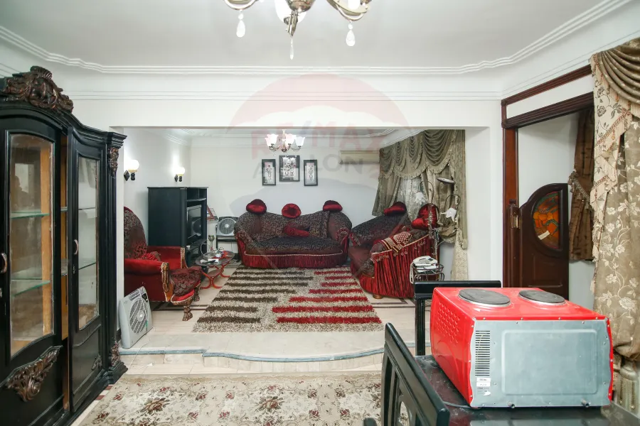 شقة للايجار المفروش 95 م سموحة (ش اسماعيل سري)