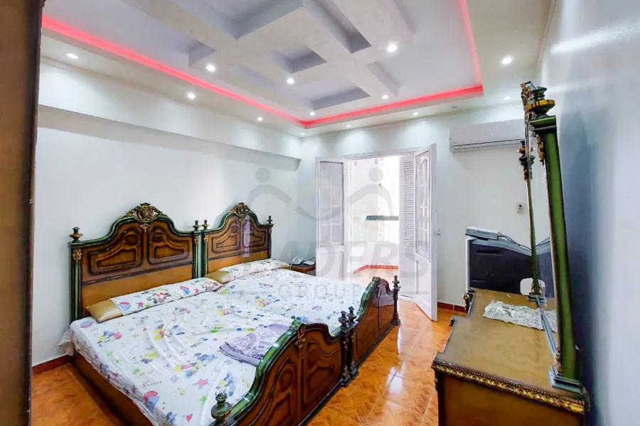 شقة للايجار المفروش 140 م كليوباترا (خطوات من البحر)