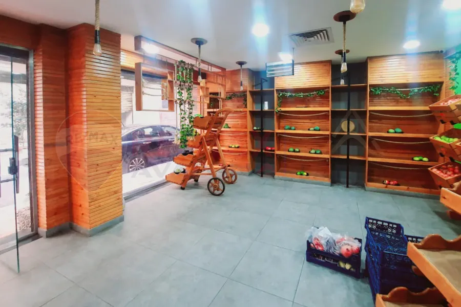 محل للايجار 70 م كفر عبده (خطوات من ميدان سانت جين)