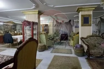 شقة للبيع 265 م ميامي (خطوات من البحر)