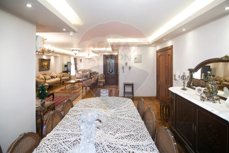 Apartment for sale 223 m Smouha (Hassan Allam St.)