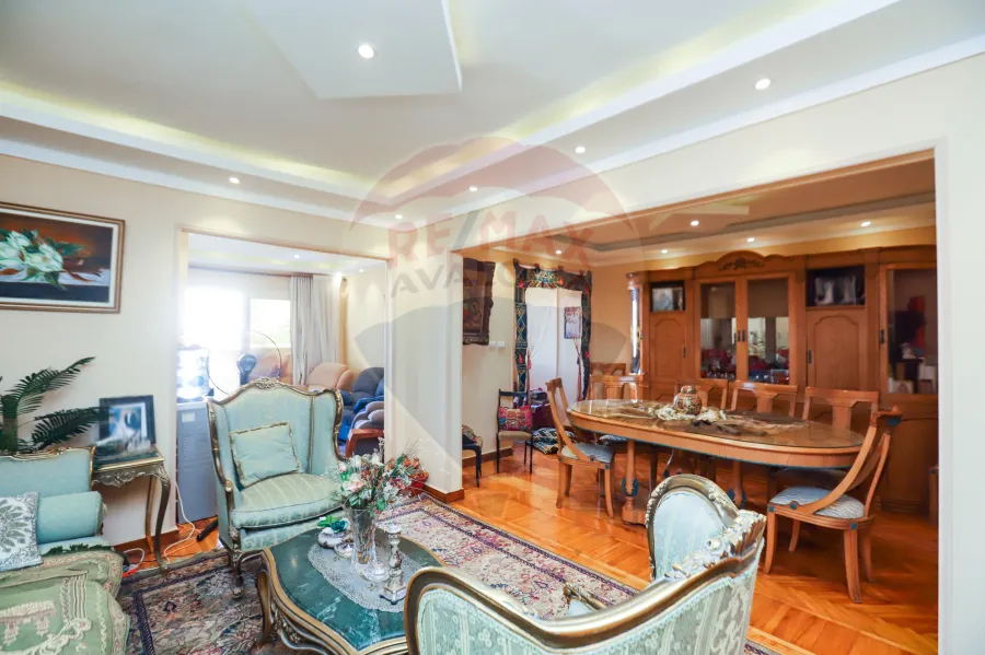 شقة للبيع 170 م رشدي ( ش سوريا )