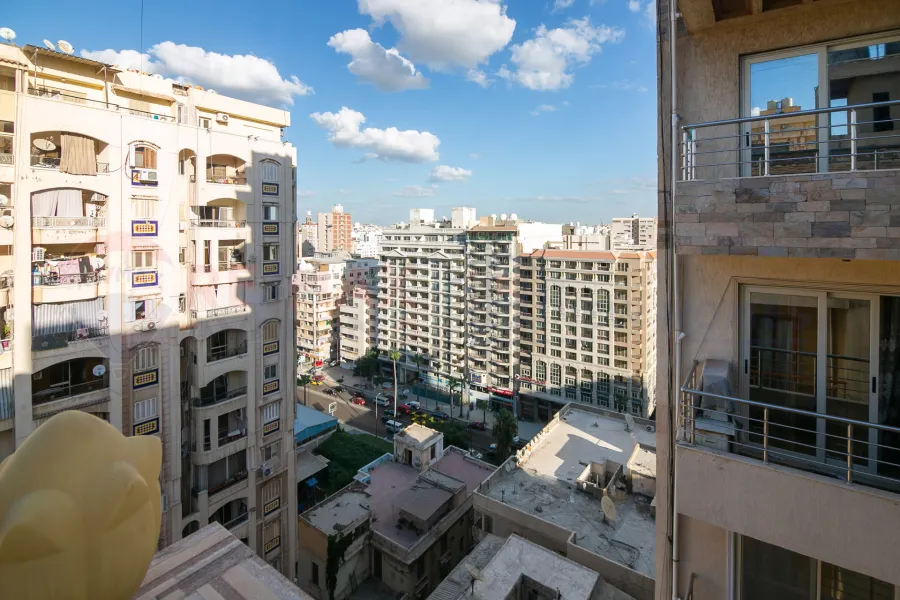 شقة دوبلكس للبيع 220 م سبورتنج (متفرع من ش أبو قير)