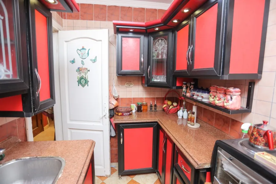 شقة للبيع 155م بسيدي بشر (ش خالد ابن الوليد)