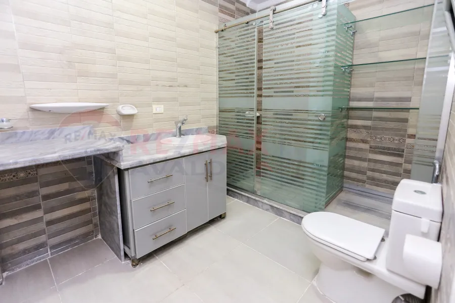 Apartment for sale 180 m Montazah (Sheraton Towers)