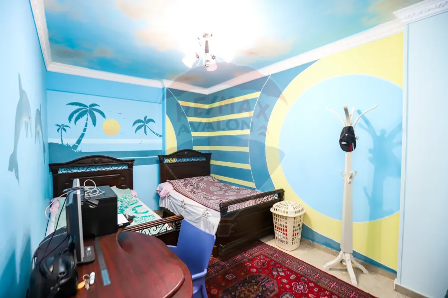 شقة للبيع 200 م السرايا ( خطوات من ش خالد بن الوليد )