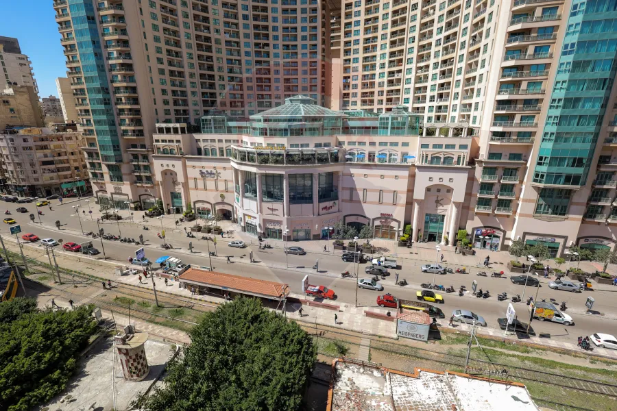 Penthouse apartment for rent 600 m San Stefano (directly on the tram)