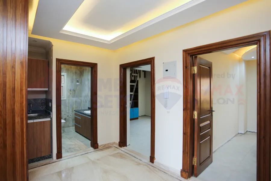 Twin house villa for sale 440 m King Mariout (Alex West)